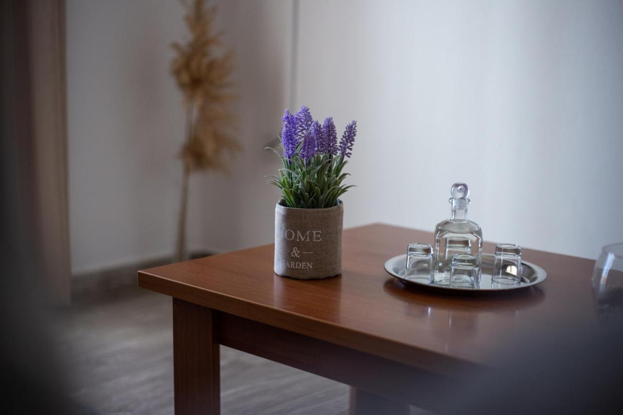 Apartament Virginia'S House Batsi Zewnętrze zdjęcie
