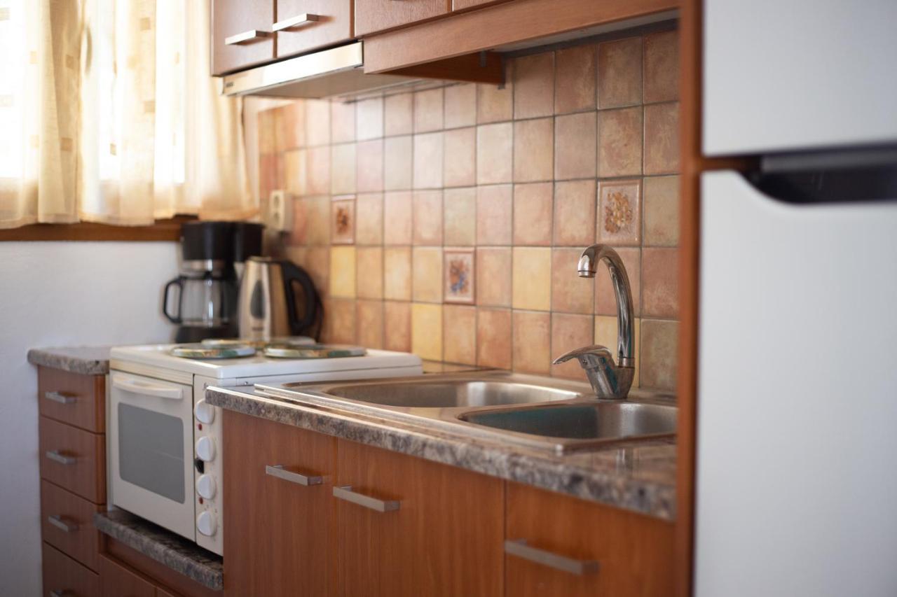 Apartament Virginia'S House Batsi Zewnętrze zdjęcie
